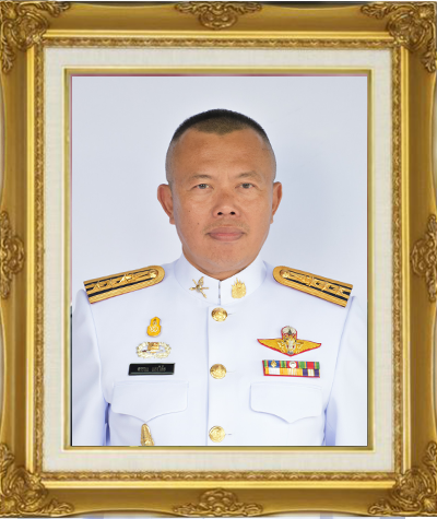 ผู้อำนวยการกองวิชาเคมี สกศ.รร.จปร. พ.อ. ชวน จันทวาลย์